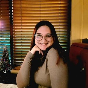 Meet your Posher, Shalina